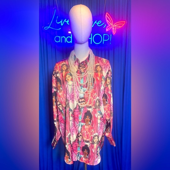Stylish Buttoned Down Loose Fit Shirt: Multiple Women Faces (Medium Prints) NWT - Picture 2 of 10